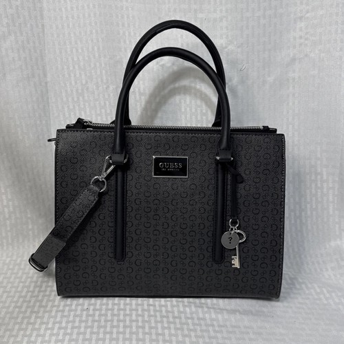 Nwt guess ely - ely, tote