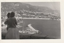 B2 -  Foto Photo Fotografia  Anni 60 - Coppia Donne Panoramica vista Porto Mare