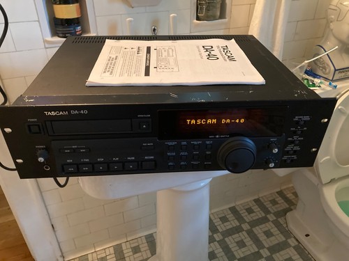 Tascam dat - da-40,