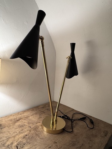Elegante lampada tavolo di - da,