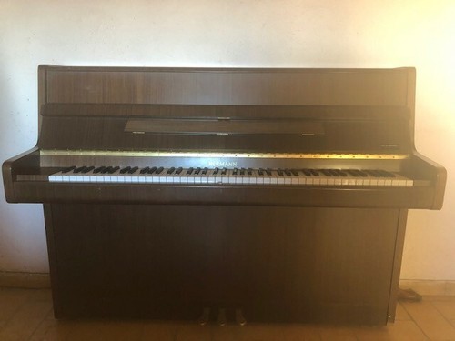 Pianoforte muro hermann - a,