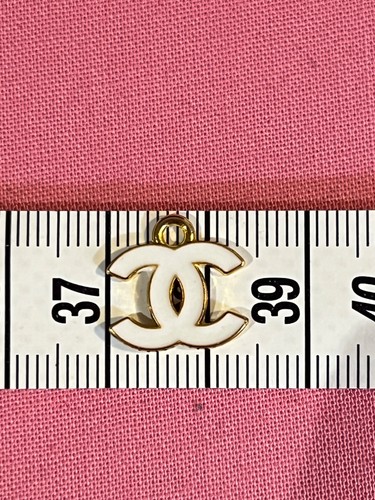 Pendentif breloque charm