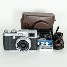 Fujifilm FinePix X100 12MP