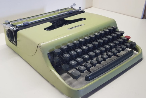 Macchina scrivere olivetti - macchina, da