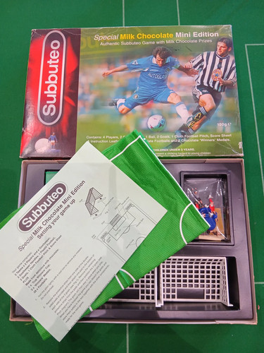 Subbuteo set box - , milk