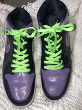3 paia di sneakers Nike rare: Air Jordan, Air Hyperfuse, Night Vision Joker (viola)