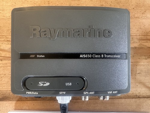 Raymarine ais650 transponder - ais650,