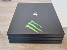 Sony PlayStation 4 pro con Controller e cover 