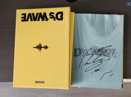 Daesung autograph signature - autograph,