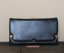 Borsa pochette nera con dettagli in metallo dorato vintage anni 80