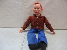 Bambola manichino ventriloquo