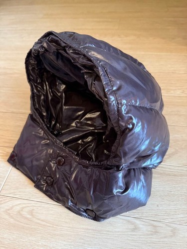 Moncler piumino cappuccio solo