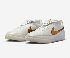 Ronaldinho × Nike Tiempo