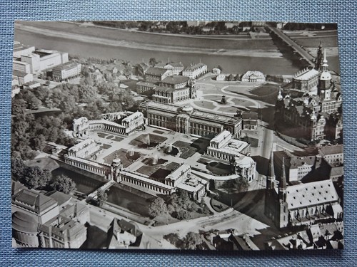 Vecchia cartolina postale - vecchia,