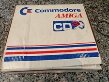 COMMODORE AMIGA CD32 CON BOX E