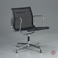 Vitra Aluminium chair EA 108
