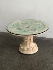 Tavolino rotondo in pietra scolpita e cristallo Ø50 cm