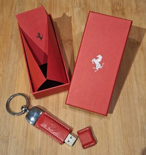 Portachiavi usb ferrari - portachiavi, in