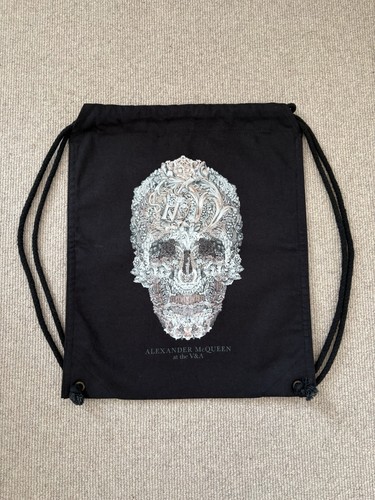 Alexander mcqueen skull - mcqueen, v&a