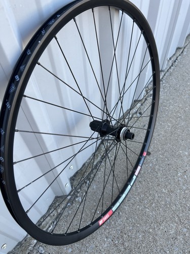 Wheels mountain disco - q,