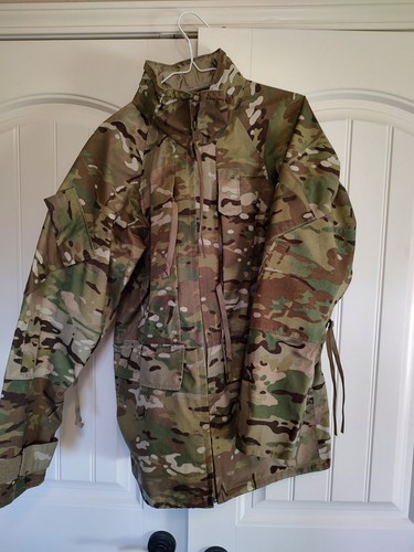 Guscio antipioggia militare
