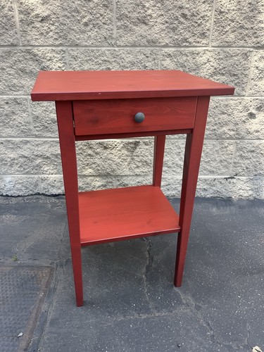 Simpatico comodino ikea - ❤️,