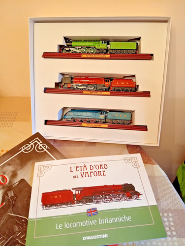 Deagostini locomotive - -,