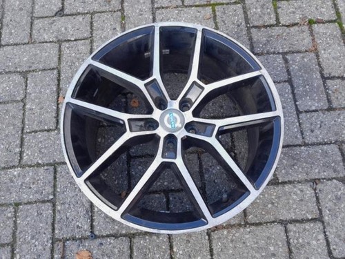 Cerchio volvo v40 2015 - volvo,
