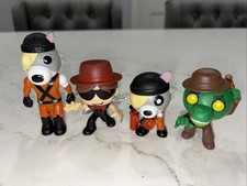 Lot piggy roblox figures - of,