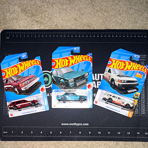 Lotto auto hot wheels - hot, 1:64