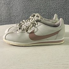Nike Shoes Womens 9 Light Bone