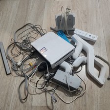 Nintendo Wii Console~ Bundle