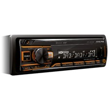1 ALPINE UTE-204DAB car stereo