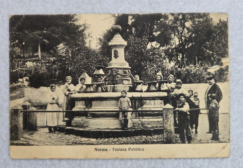 Cartolina latina norma animata - norma,