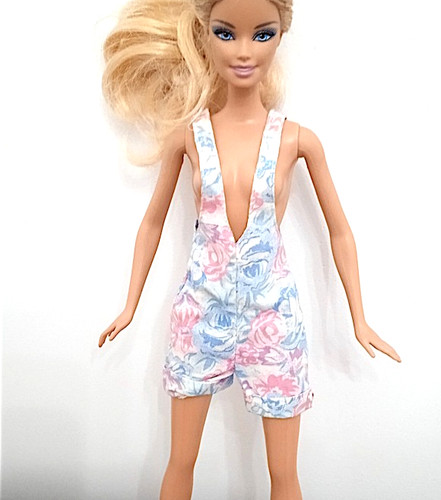 First barbie 1991 mattel - 1991,