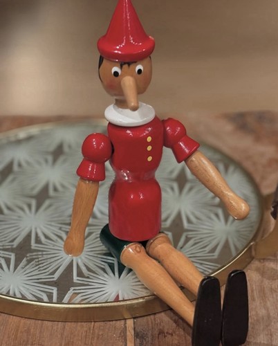 Figurina pinocchio alta mastro - figurina,