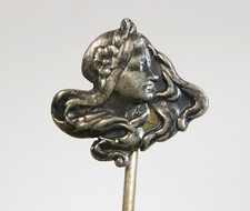 Spilla In Argento Stile