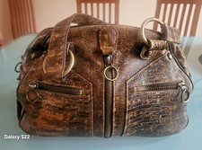 Roberto Mengoni Leather