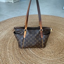 Louis Vuitton Totalmente MM