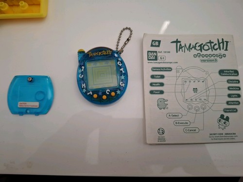 Tamagotchi blu traslucido 2004 - blu,