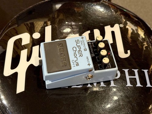 Boss super chorus pink - boss,