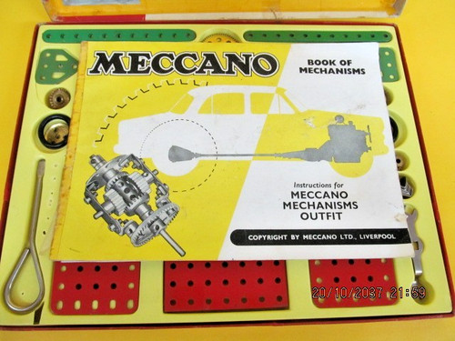 Meccano meccanismi outfit - meccano,
