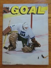 GOAL BOSTON BRUINS vs HARTFORD WHALERS 10-11-1987 Program RAY BOURQUE CAM NEELY
