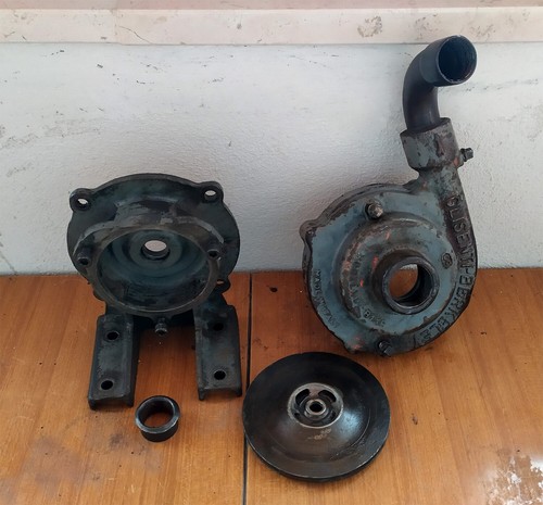 Corpo pompa autoadescante - corpo,