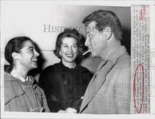 1956 Foto stampa Jean-Pierre Aumont, Marisa Pavan, signora Van Johnson a Hollywood