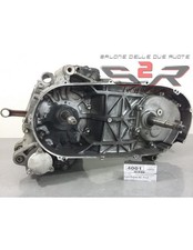 Basamento motore come da foto Originale per Suzuki Burgman 400 Cod.  0 ( 4001 )