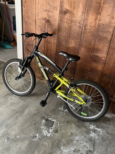 Bicicletta mountain bike - bicicletta,