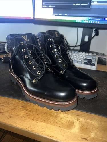 Louis vuitton combat boots - louis,