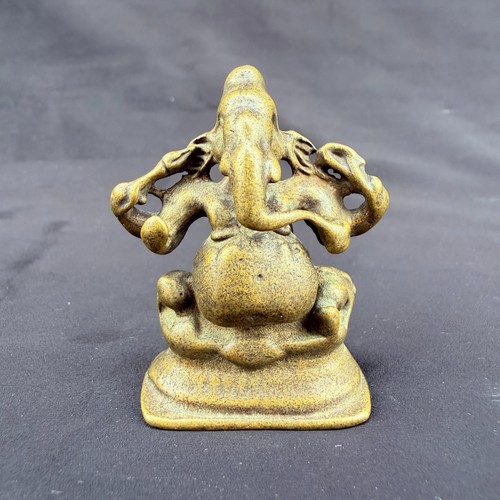 Vecchia statuina buddismo