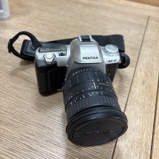 Pentax MZ-10 con obiettivo